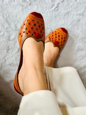 Pom-pom Leather Jutti