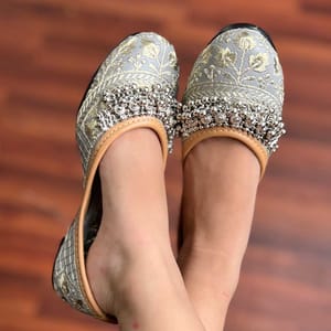 Handmade Rajasthani Jutti for Baby Girls – Traditional Ethnic Footwear